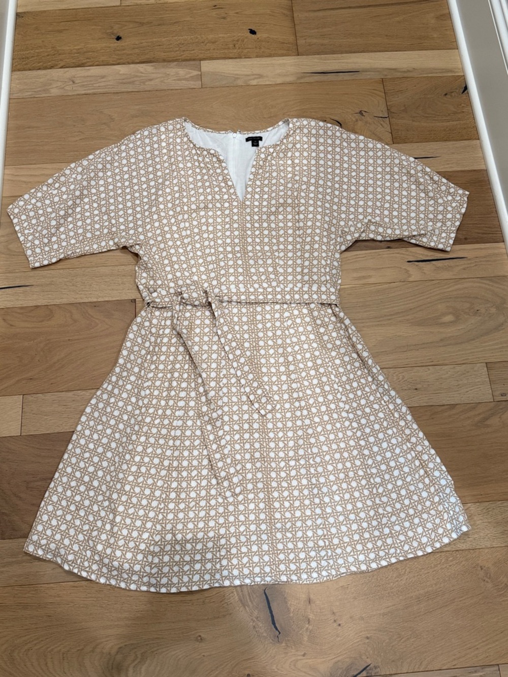 Ann Taylor Cream and Tan Geometric Tie-Waist Dress